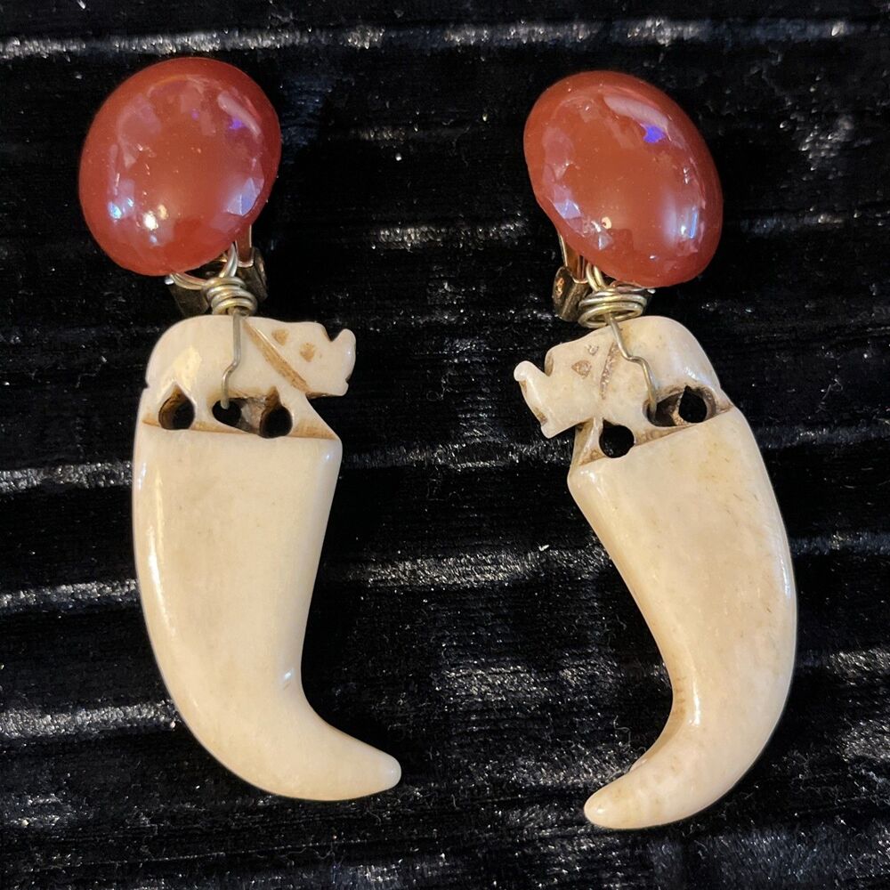 Vintage Carnelian Agate & Carved Bovine Bone Rhinoceros Clip On Earrings